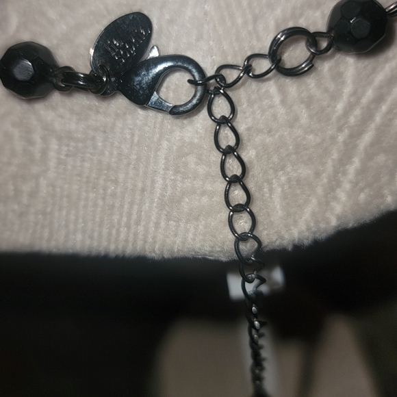 Lia Sophia adjustable necklace - Picture 3 of 4